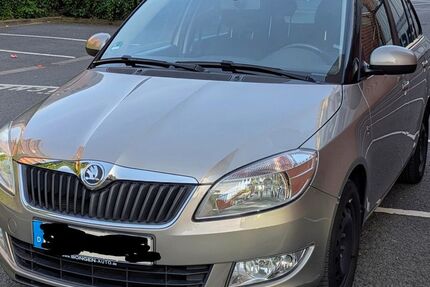 Skoda Fabia 117.000 km 5.690 &euro; Köln 50968