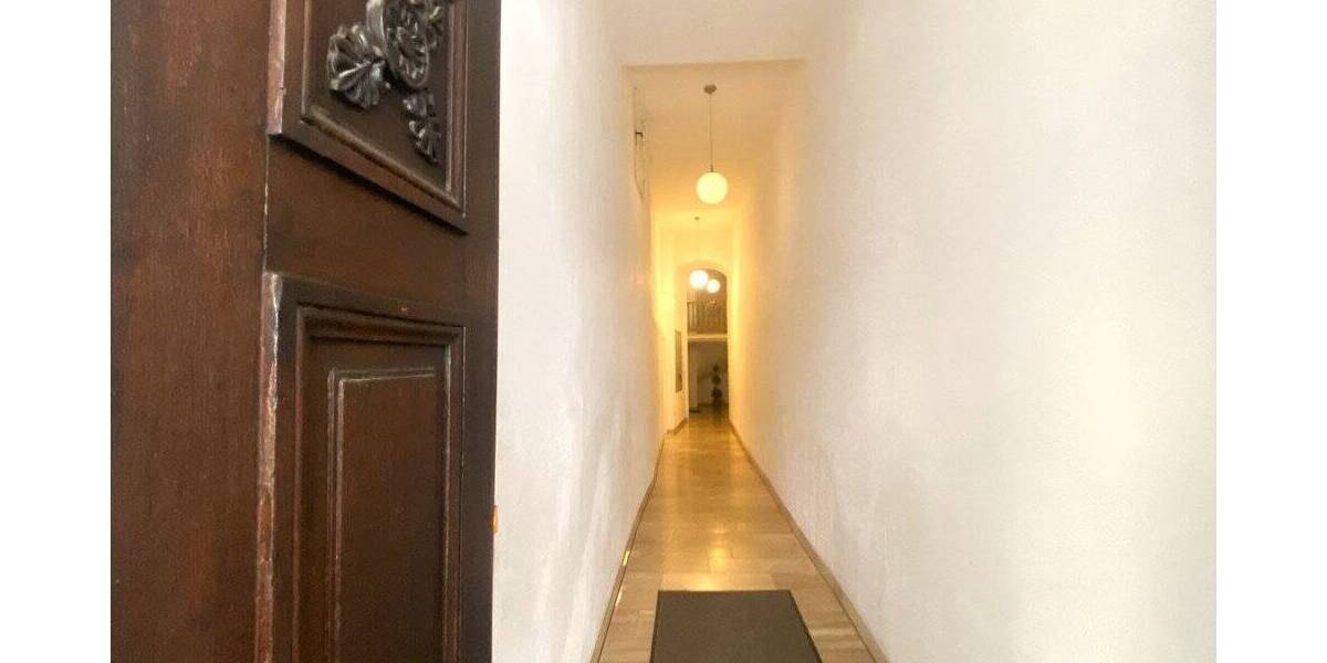 Gewerbeobjekt Nördlingen - 7 Zimmer, 182 m&sup2;, 1.570&euro; | Angebot:25667577