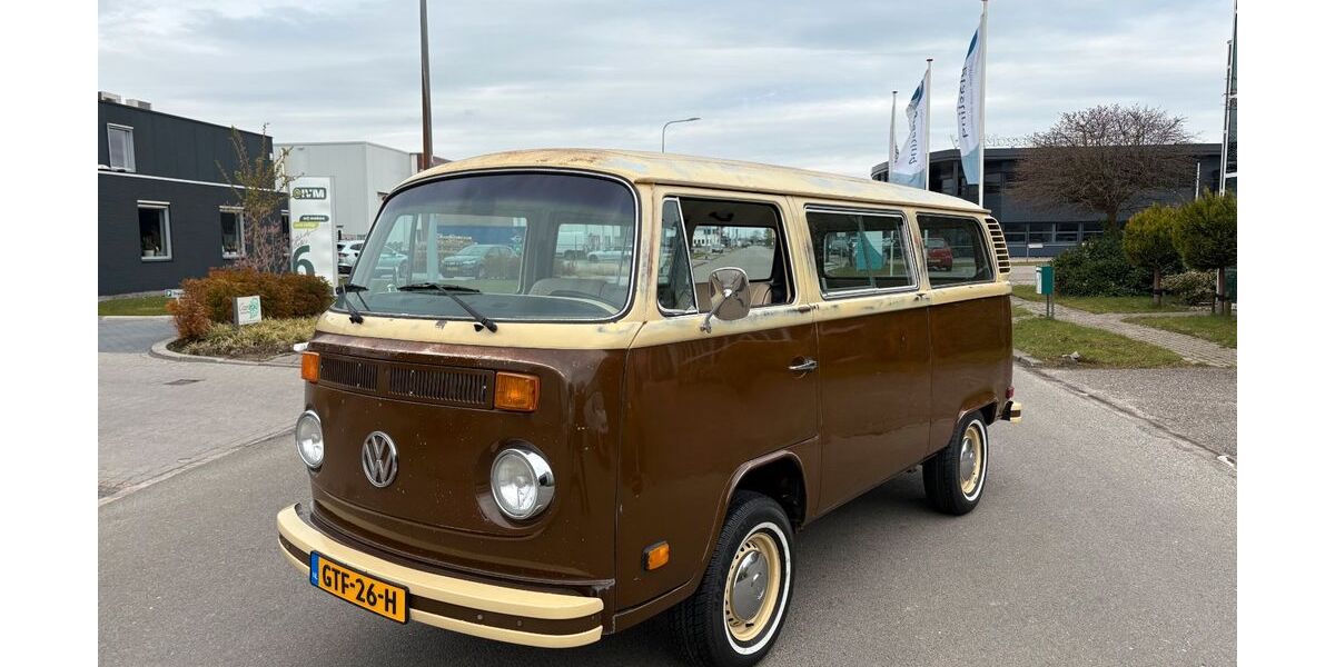 VW T2 43.850 km 19.950 &euro; Groningen 9723H