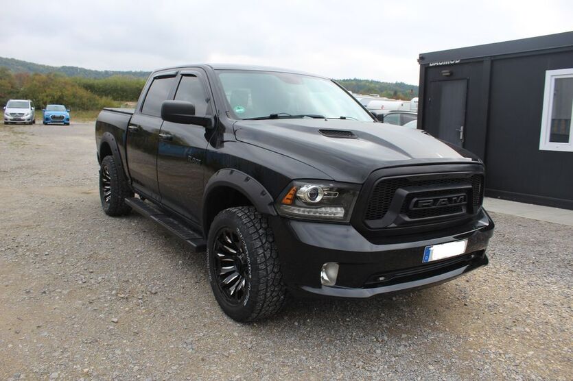 Dodge RAM 125.000 km 29.900 € Nehren 72147