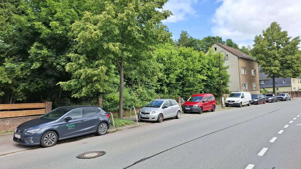 Grundstück zu verkaufen in Oberlungwitz 70.000 € 1015 m² zimmer