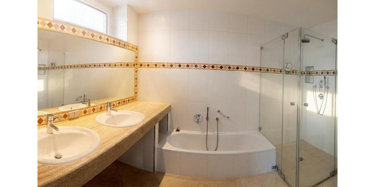 Einfamilienhaus Hannover Buchholz-Kleefeld - 5 Zimmer, 152 m&sup2;, 1.900&euro; | Angebot:24842266