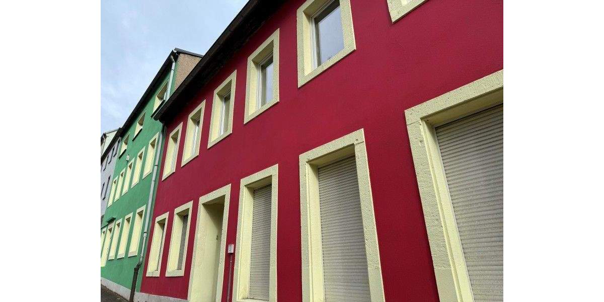 Reihenmittelhaus Mittweida - 5 Zimmer, 150 m&sup2;, 1.100&euro; | Angebot:23462441