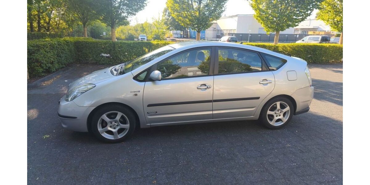 Toyota Prius 285.000 km 2.699 &euro; Troisdorf 53840