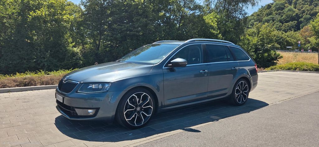 Skoda Octavia 175.000 km 8.600 &euro; Mühlhausen-Ehingen 78259