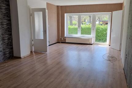 3 Zimmer Mietwohnung im EG mit Garten!