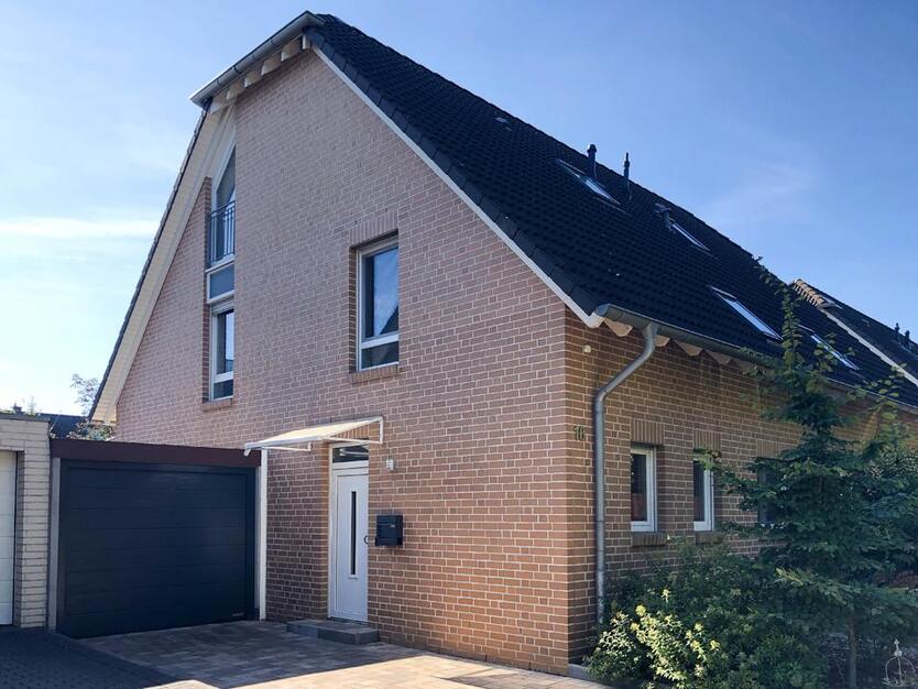 Gepflegte Doppelhaushälfte mit Garage und Garten-Sackgassenlage zimmer