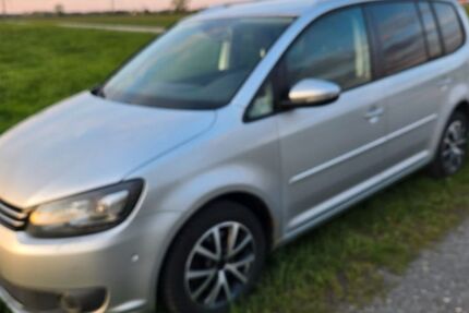 VW Touran 320.000 km 7.900 € Übersee 83236