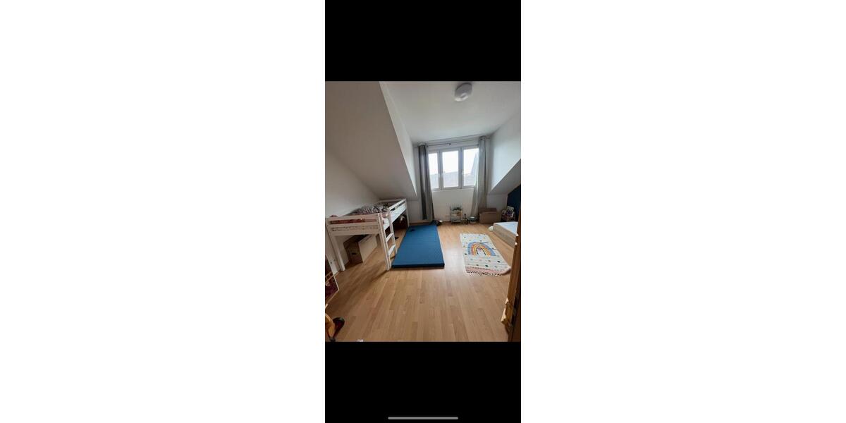 Etagenwohnung Stolberg (Rhld.) Büsbach - 4 Zimmer, 100 m&sup2;, 1.000&euro; | Angebot:26001834