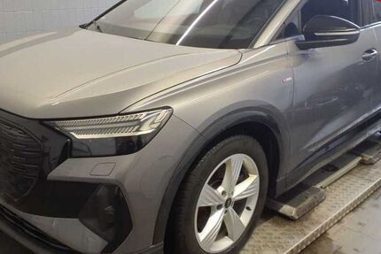 Audi Q4 e-tron 80.600 km 34.240 &euro; Wackersdorf 92442