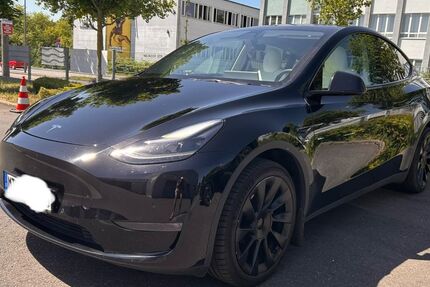 Tesla Model Y 86.400 km 31.400 &euro; Hofheim 65719