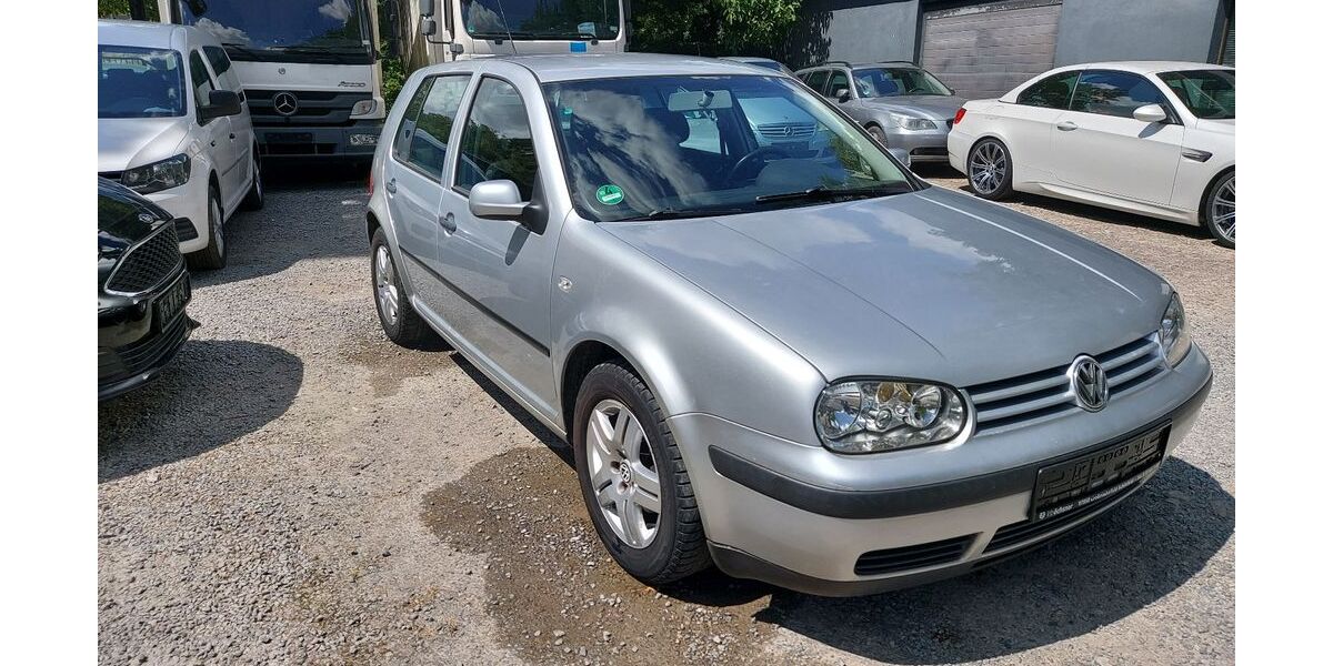 VW Golf 179.600 km 999 &euro; Würzburg 97082