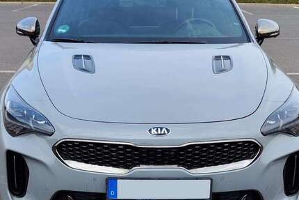 Kia Stinger 63.200 km 26.000 &euro; Oberguenzburg 87634