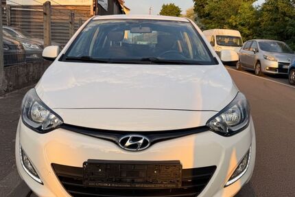 Hyundai i20 98.000 km 4.490 &euro; Saarlouis 66740