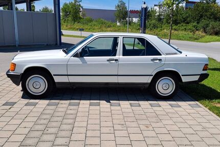 Mercedes-Benz 190 92.000 km 12.000 &euro; Pfarrkirchen 84347