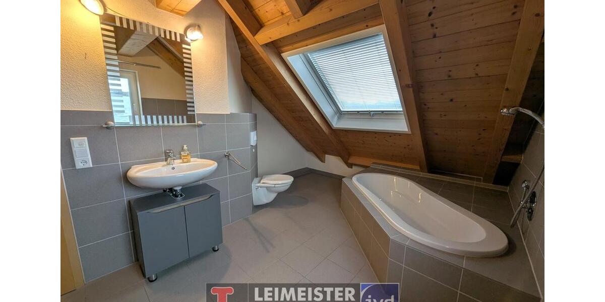 Doppelhaushälfte Aschaffenburg Österreicher Kolonie - 8 Zimmer, 176 m&sup2;, 2.000&euro; | Angebot:23581794