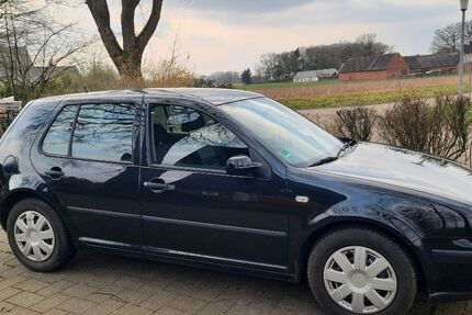 VW Golf 320.000 km 1.200 &euro; Holdorf 49451