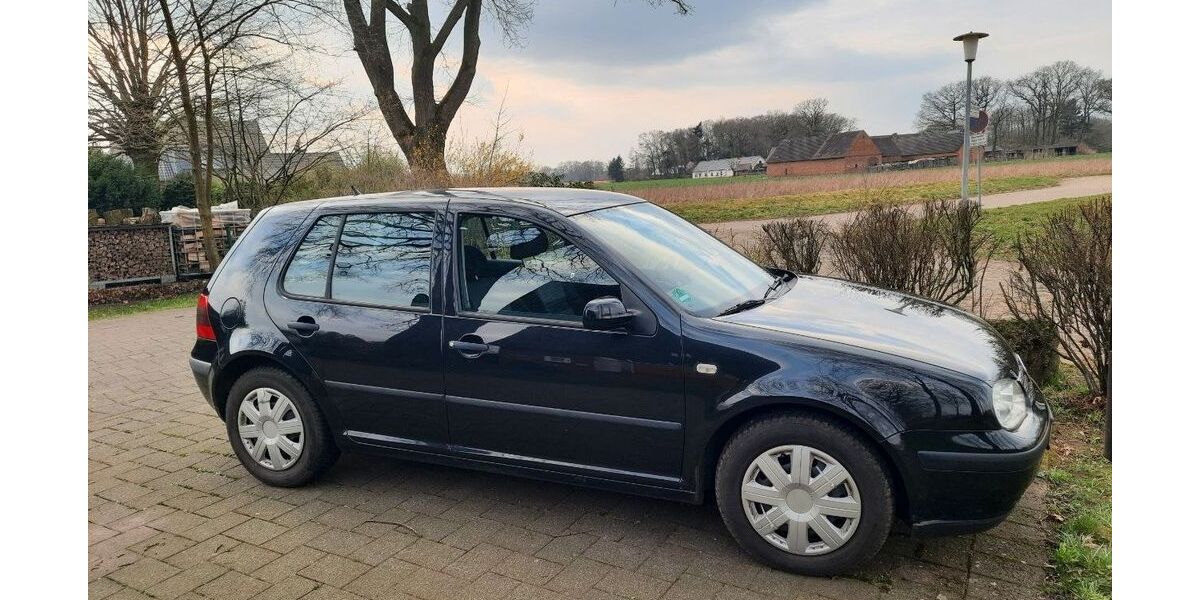 VW Golf 320.000 km 1.200 &euro; Holdorf 49451
