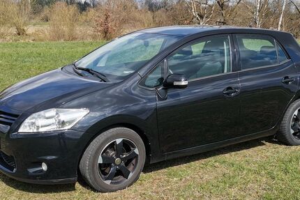 Toyota Auris 99.500 km 5.490 &euro; Dorfen 84405