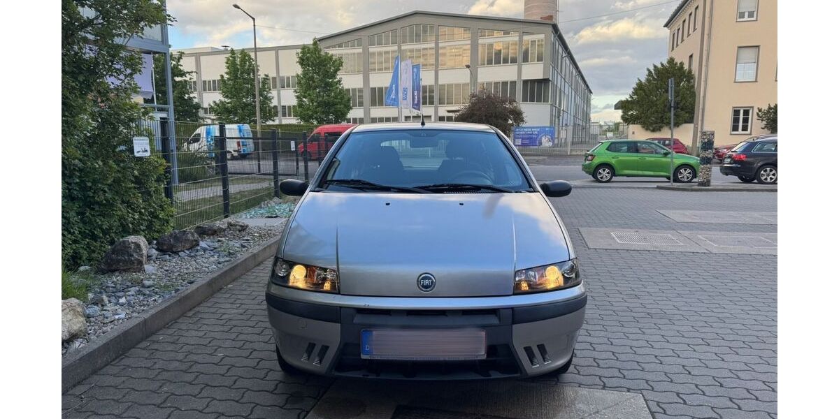 Fiat Punto 107.323 km 1.350 &euro; Fürth 90763