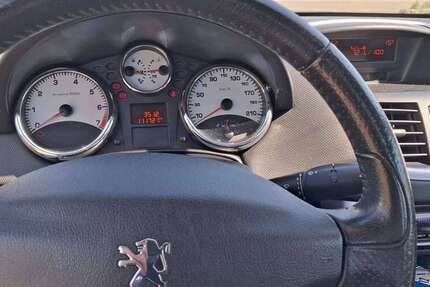 Peugeot 207 112.000 km 2.500 &euro; Kirchberg an der Murr 71737