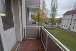 Modern saniertes Wohnglück mit Balkon und Wannenbad - sofort verfügbar in Merseburg 3 zimmer