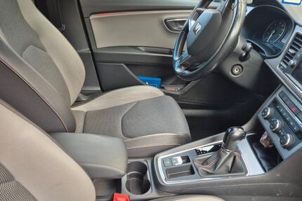 Seat Leon 122.000 km 13.800 &euro; Heigenbrücken 63869