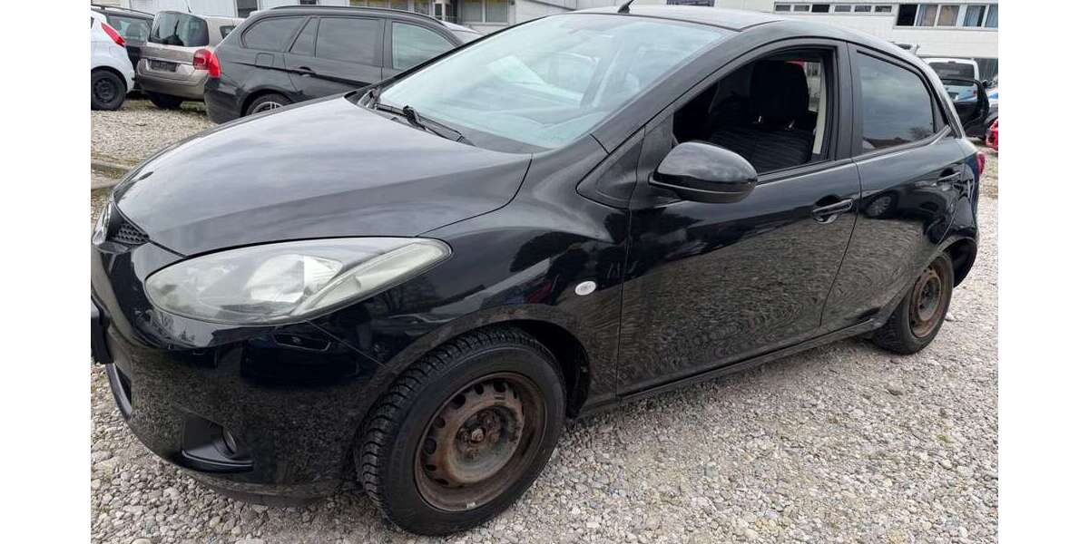 Mazda 2 116.000 km 999 &euro; Garching bei München 85748