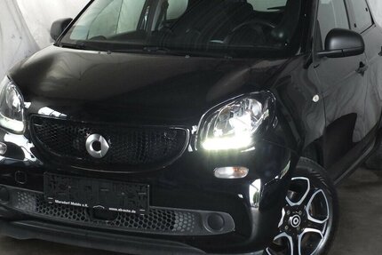 Smart ForFour EQ PASSION AUTOM NAVI PARCTRONIC KLIMAAUTO 54.785 km 9.908 &euro; Köln 50858