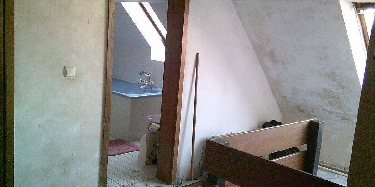 Doppelhaushälfte Quierschied Göttelborn - 6 Zimmer, 100 m&sup2;, 99.000&euro; | Angebot:25389077