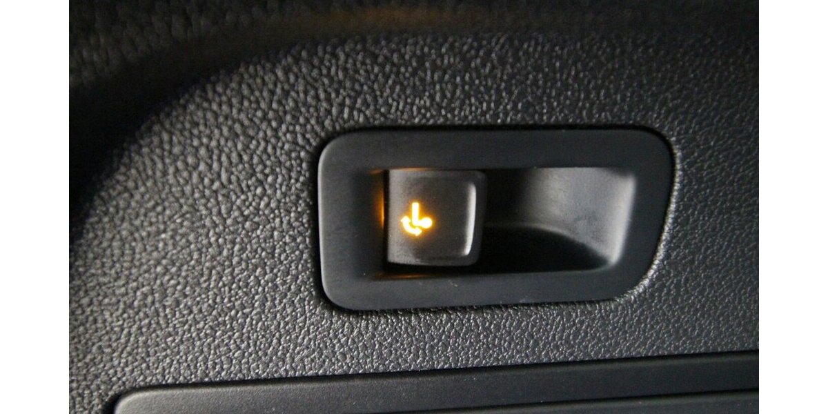 Seat Tarraco 2.0 TSI DSG Xcellence 4Drive 7-SITZ+AHK 89.324 km 26.500 &euro; Hagenow 19230