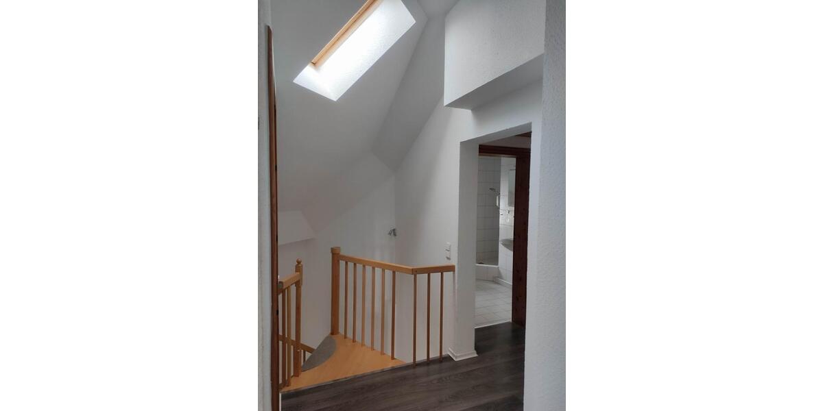 Etagenwohnung Hennef (Sieg) - 4 Zimmer, 120 m&sup2;, 1.400&euro; | Angebot:24983710