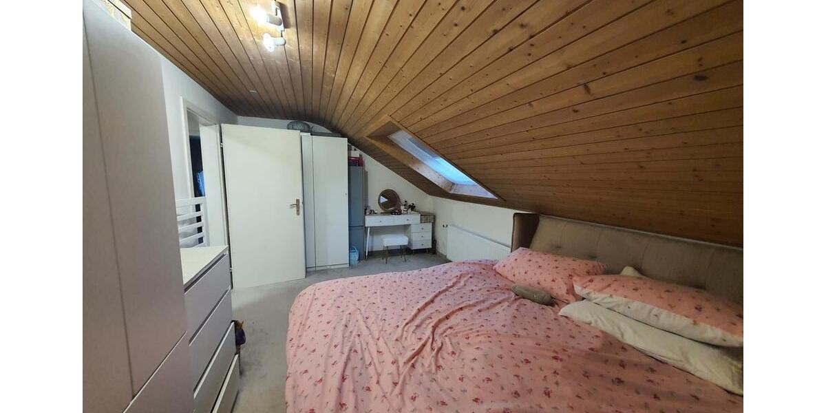 Dachgeschoßwohnung Ehningen - 1 Zimmer, 63 m&sup2;, 1.100&euro; | Angebot:26681898