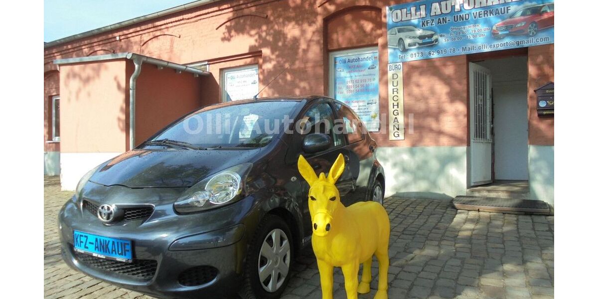 Toyota Aygo (X) 84.000 km 3.000 &euro; Magdeburg 39124