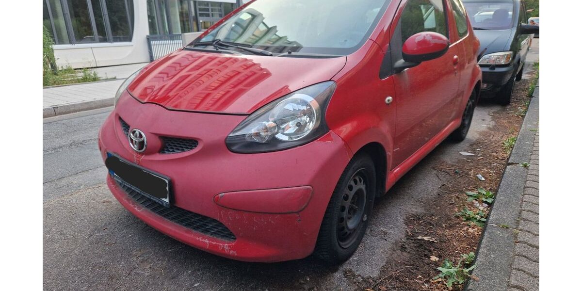 Toyota Aygo (X) 150.000 km 1.250 &euro; Heidelberg 69120