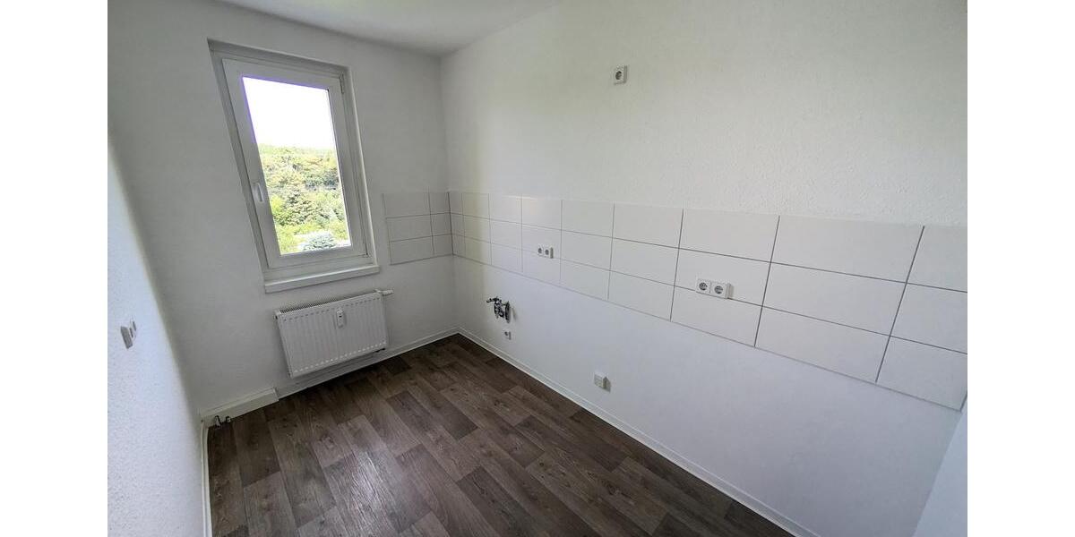 Etagenwohnung Limbach-Oberfrohna Oberfrohna - 3 Zimmer, 60 m&sup2;, 408&euro; | Angebot:26321898