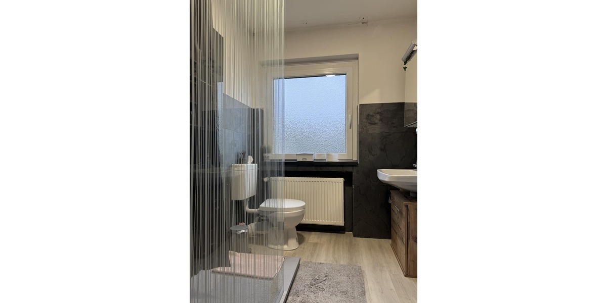 Großzügiges Wohnhaus in Rössing 6 zimmer