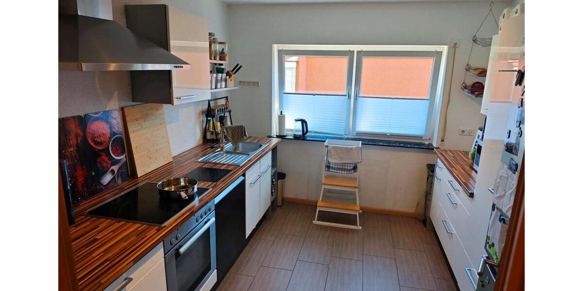 Erdgeschoßwohnung Friesenheim - 4 Zimmer, 99 m&sup2;, 330.000&euro; | Angebot:27096392