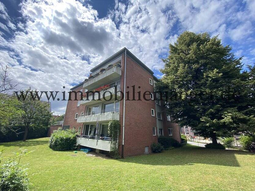 Fußnähe AEZ Poppenbüttel - ruhige Wohnung mit großen Balkon - ruhige Lage nur zum Garten, Fahrstuhl