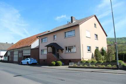 Haus Schlitz - 11 Zimmer, 309 m&sup2;, 298.000&euro; | Angebot:26500188
