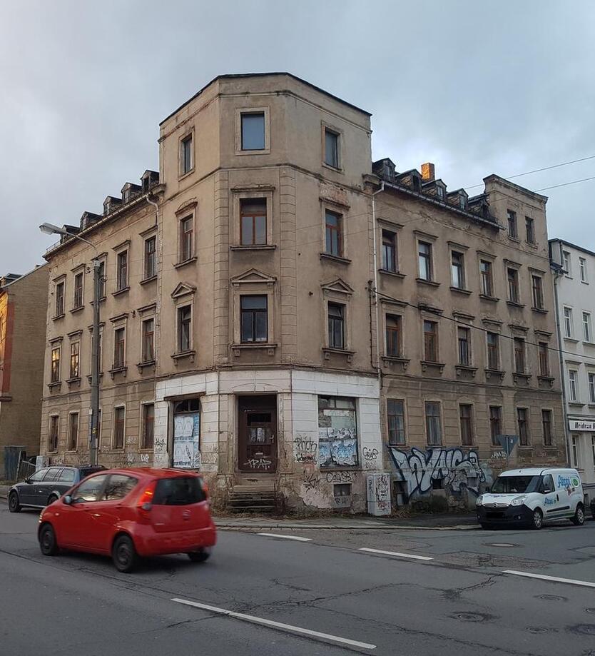 Sanierungs Mehrfamilien-, Wohn– und Geschäftshaus in Chemnitz