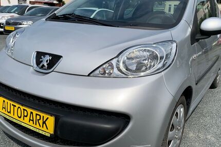 Peugeot 107 101.000 km 2.700 &euro; Heidenau 01809