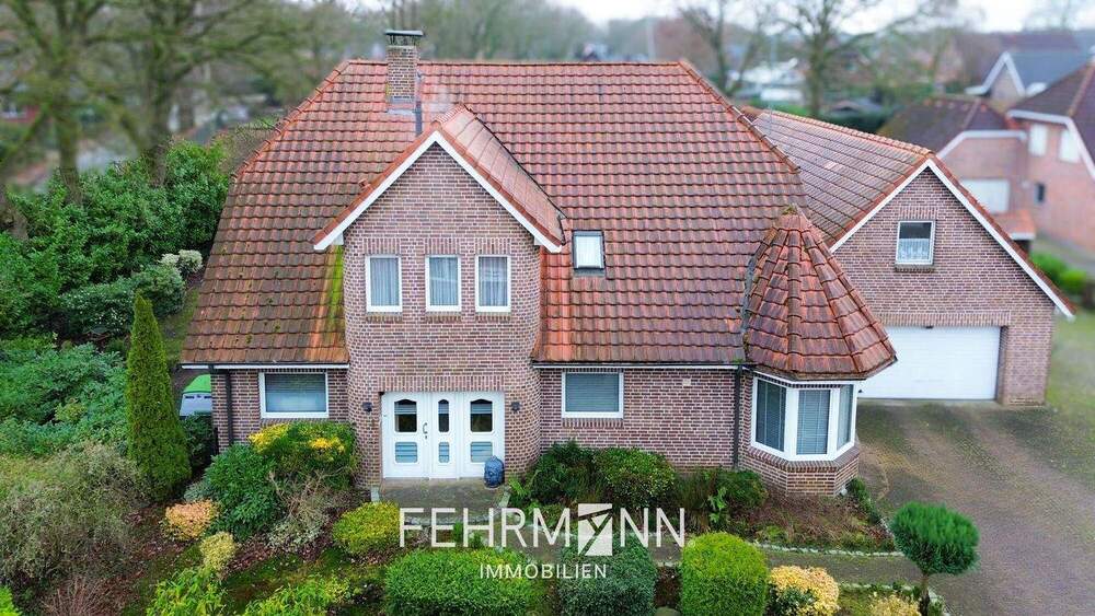 Einfamilienhaus Uelsen - 9 Zimmer, 220 m&sup2;, 444.000&euro; | Angebot:25730253