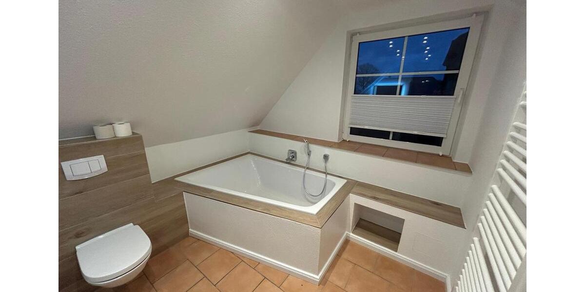 Einfamilienhaus Jübek - 7 Zimmer, 205 m&sup2;, 1.150&euro; | Angebot:26387608