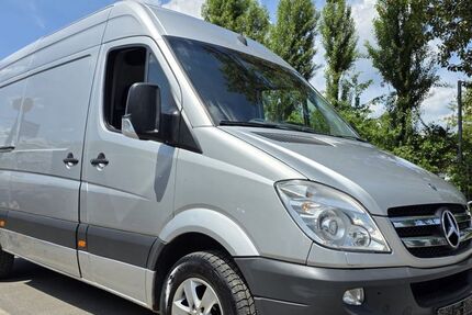 Mercedes-Benz Sprinter 195.000 km 15.490 € Frankfurt am Main 60486