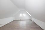 Dachgeschoßwohnung Hemmoor - 3 Zimmer, 96 m&sup2;, 995&euro; | Angebot:22732375