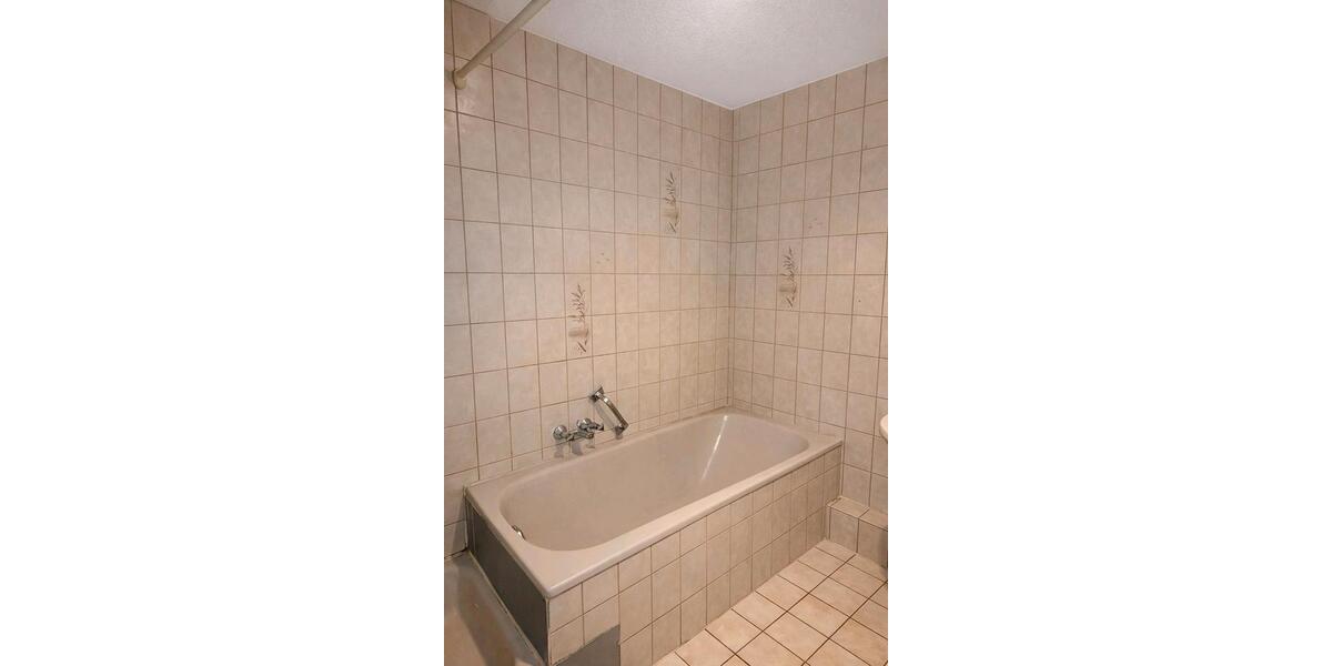 Etagenwohnung Bad Mergentheim - 3 Zimmer, 78 m&sup2;, 185.000&euro; | Angebot:26794852