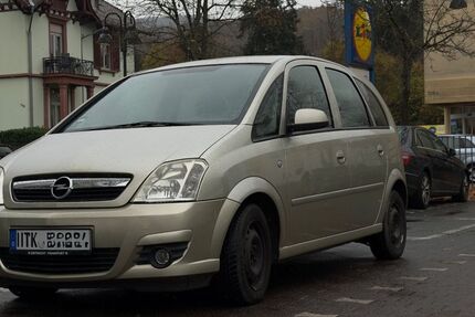 Opel Meriva 121.000 km 1.900 € Eppstein 65817