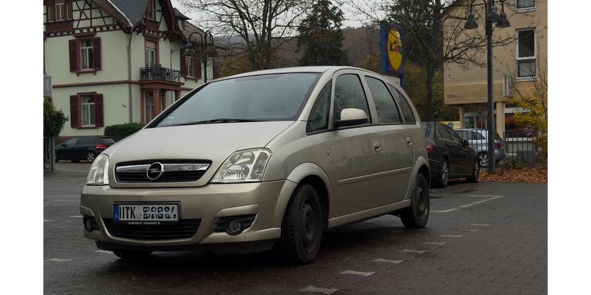 Opel Meriva 121.000 km 1.900 € Eppstein 65817