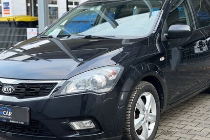 Kia ceed / Ceed 148.940 km 3.470 &euro; Aschaffenburg 63741